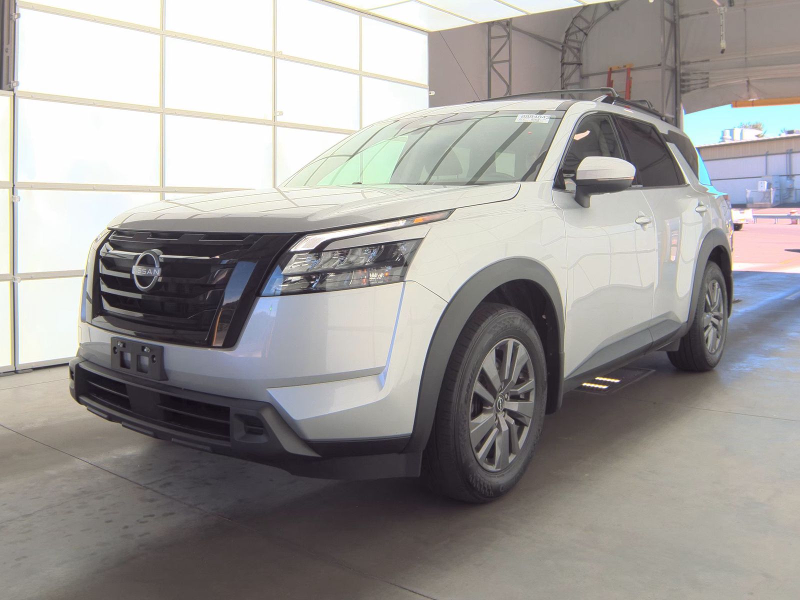2023 Nissan Pathfinder SV AWD