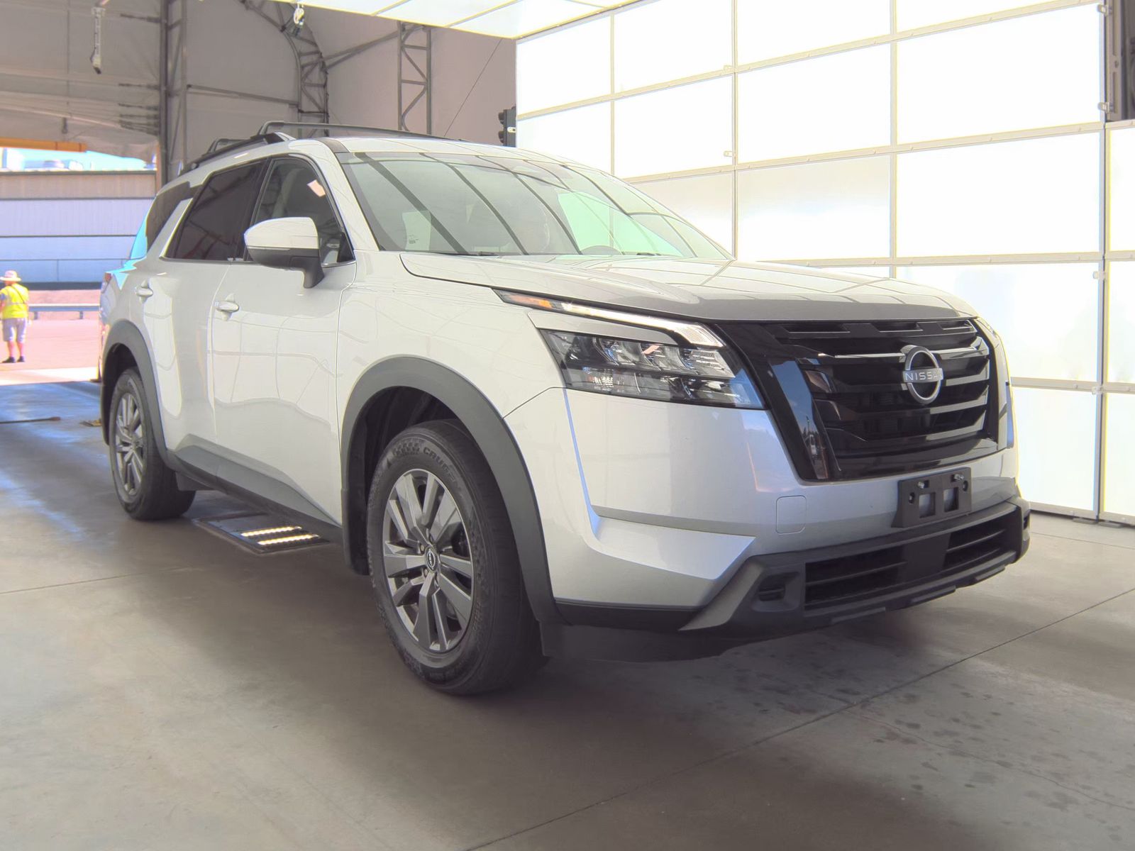 2023 Nissan Pathfinder SV AWD