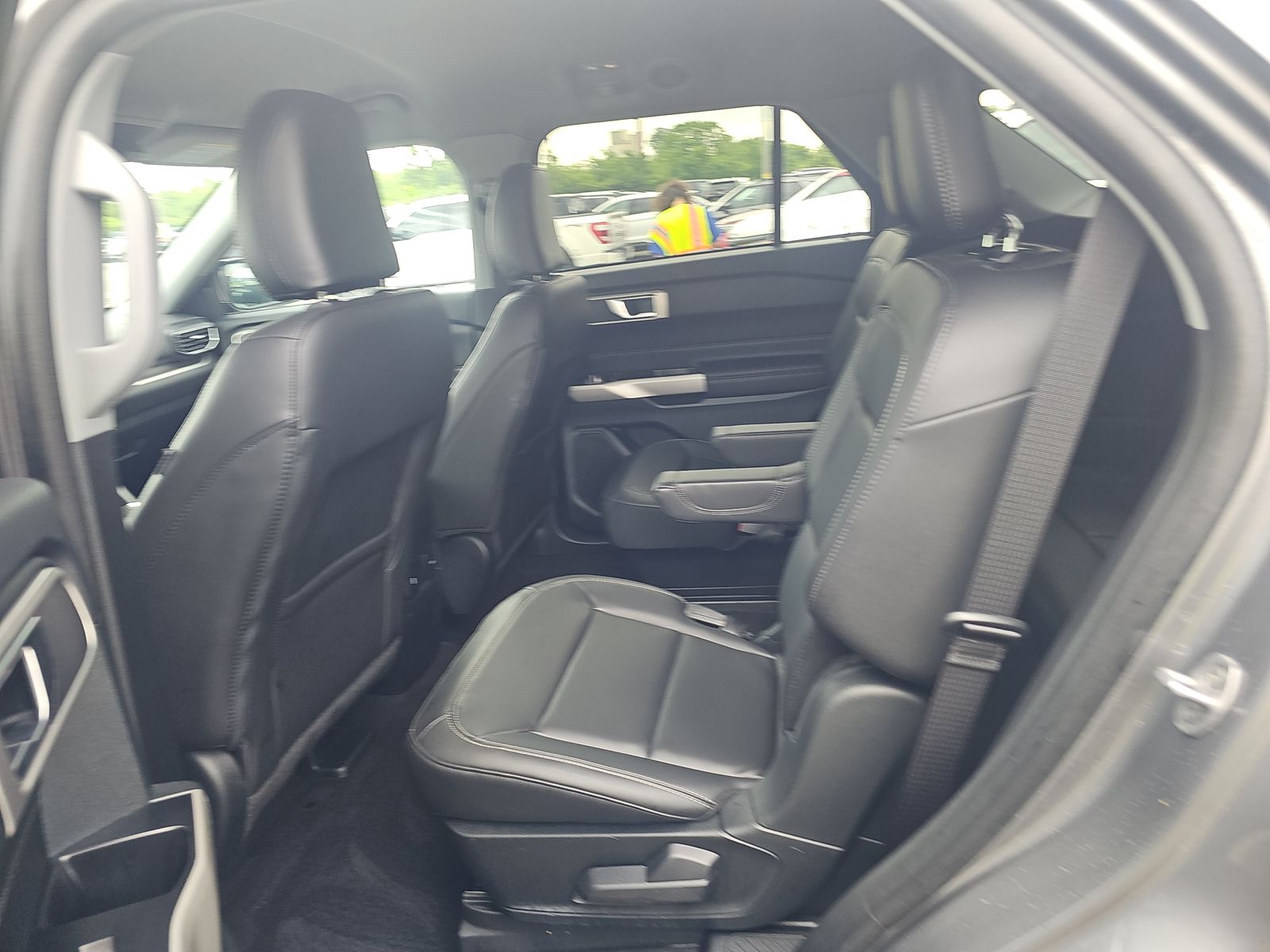 2024 Ford Explorer XLT AWD