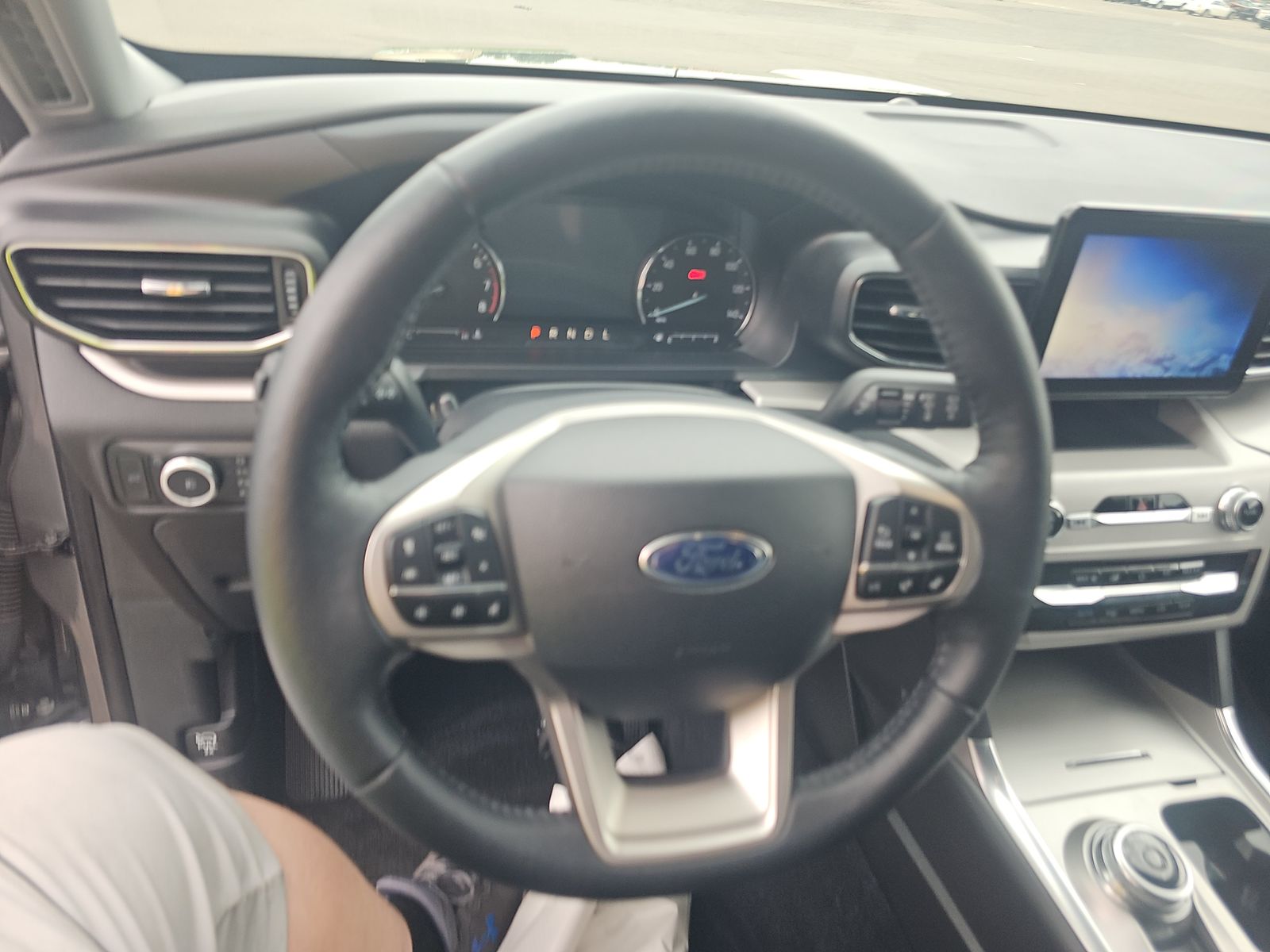 2024 Ford Explorer XLT AWD