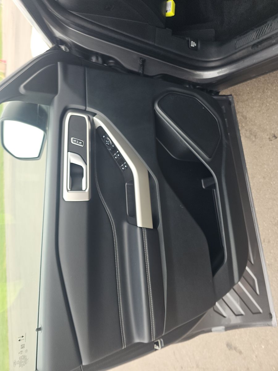 2024 Ford Explorer XLT AWD