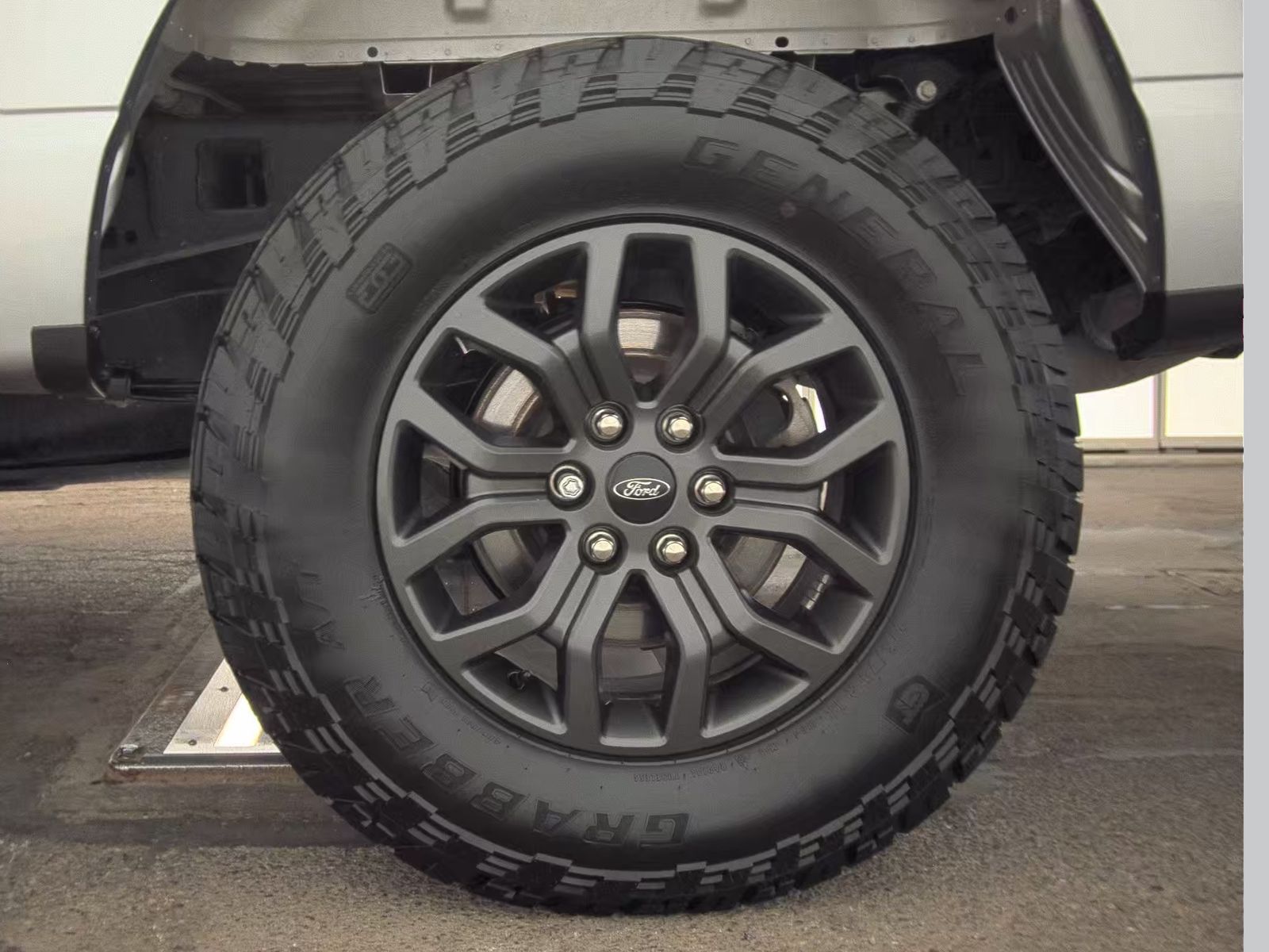 2025 Ford F-150 Tremor AWD