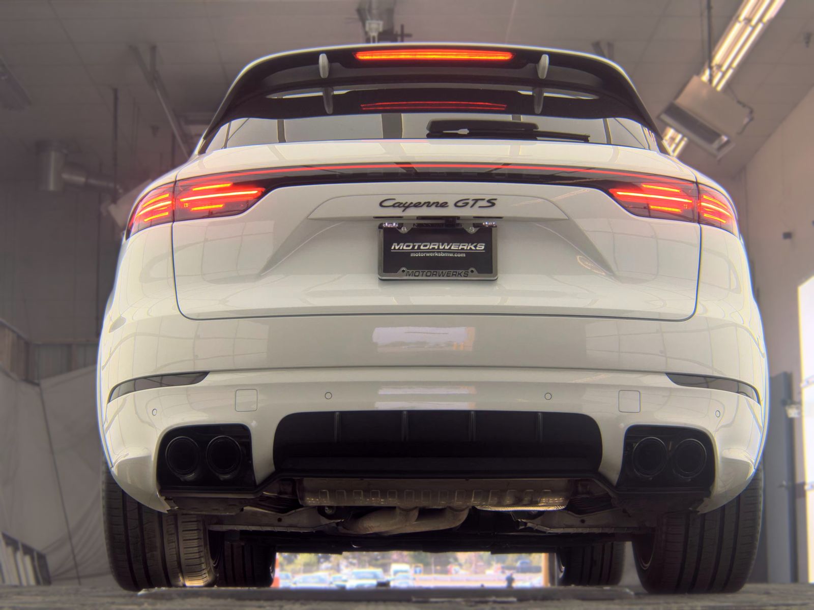PORSCHE CAYENNE - 8