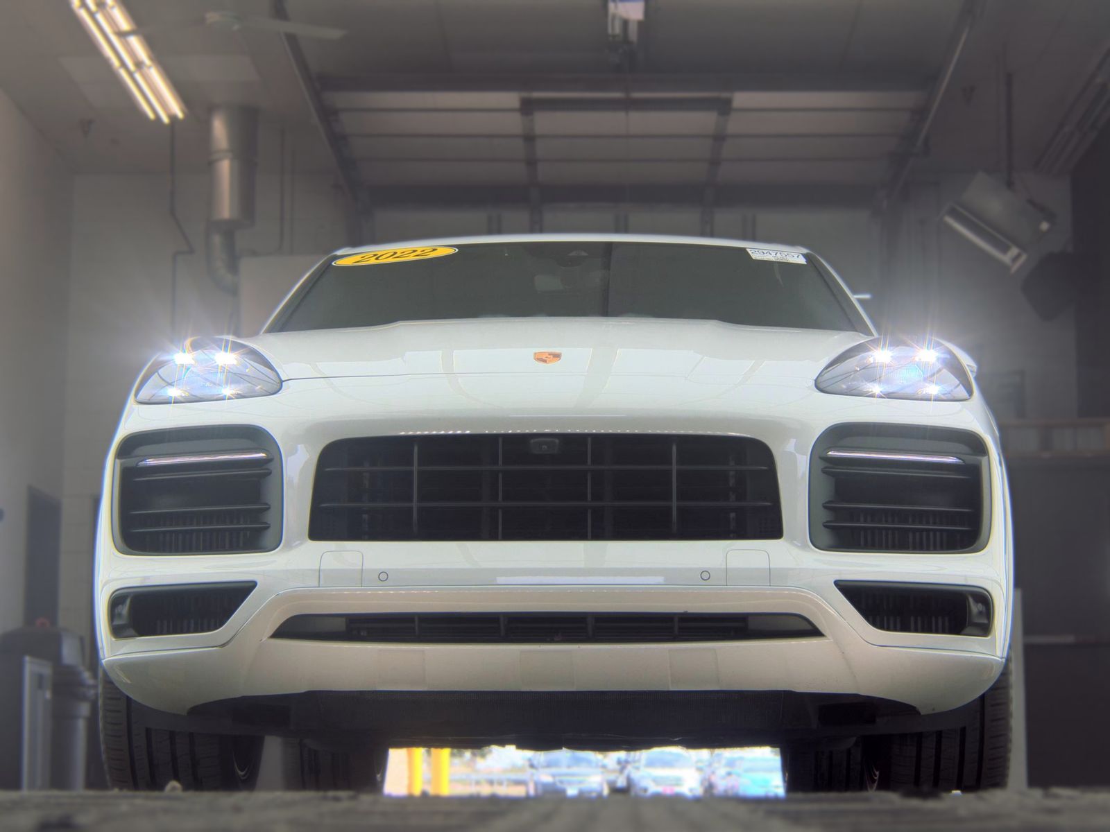 PORSCHE CAYENNE - 4