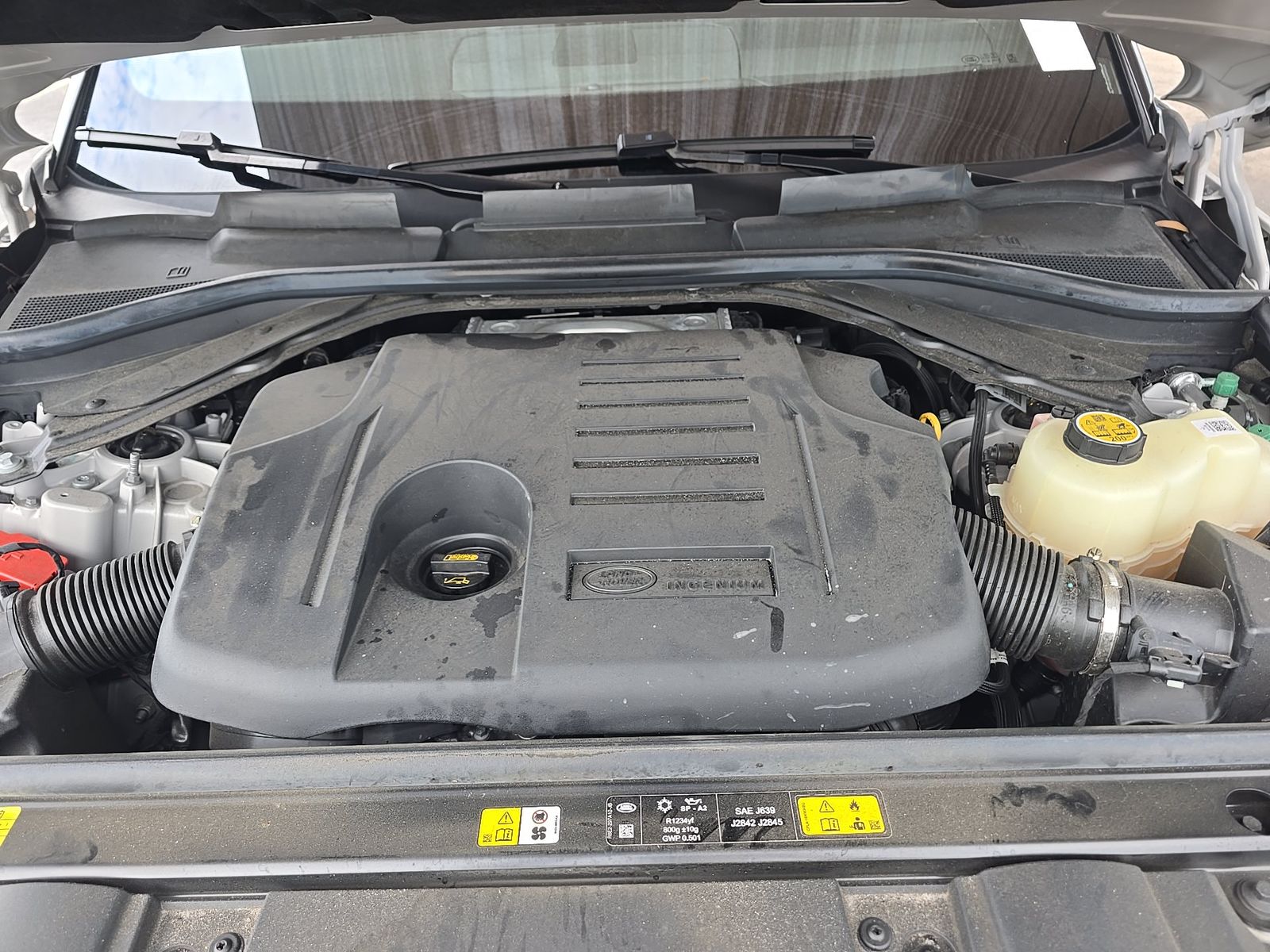 2025 Land Rover Range Rover Sport SE AWD