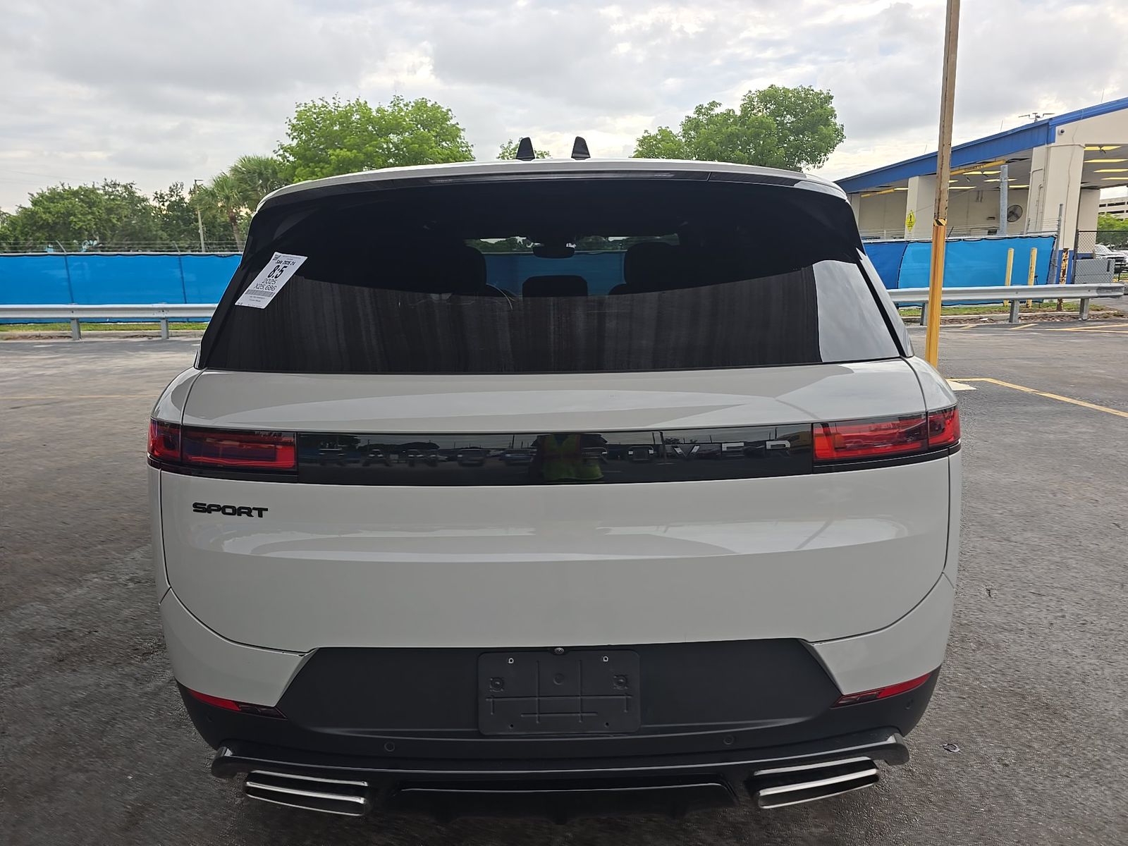 2025 Land Rover Range Rover Sport SE AWD