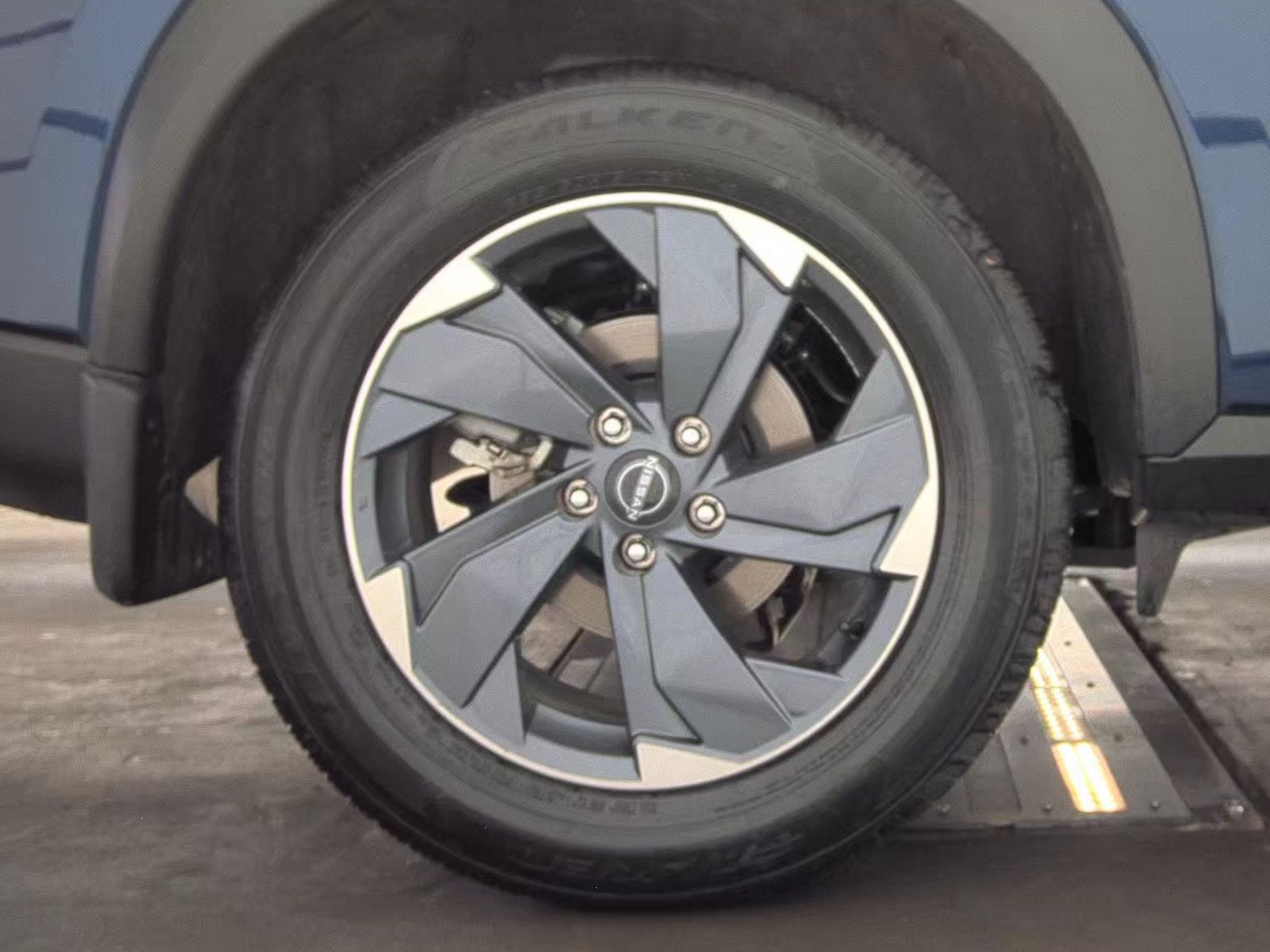 2026 Nissan Rogue SV FWD