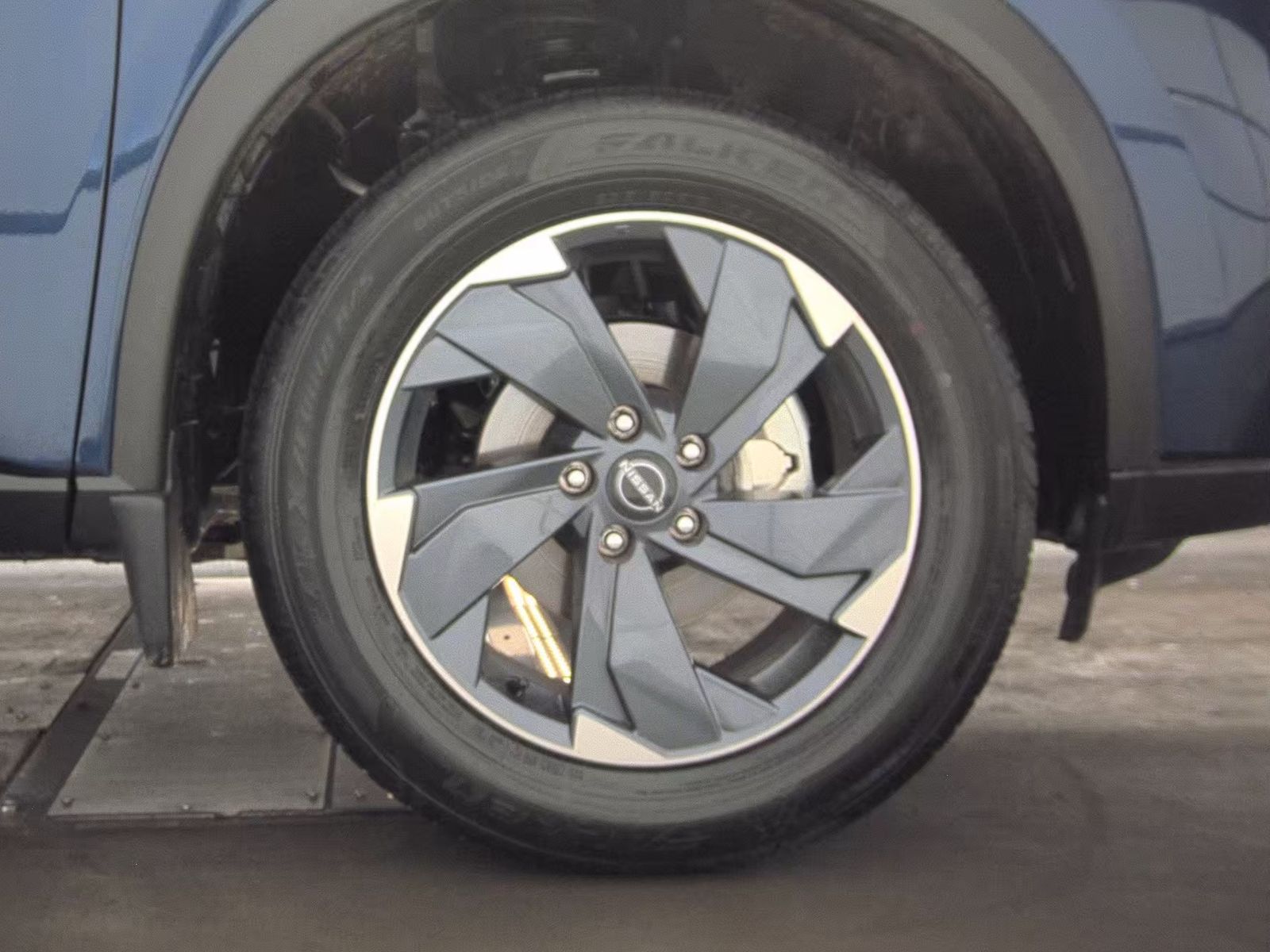 2026 Nissan Rogue SV FWD