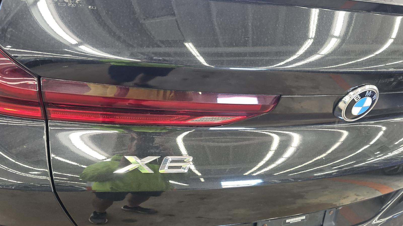 2021 BMW X6 xDrive40i AWD