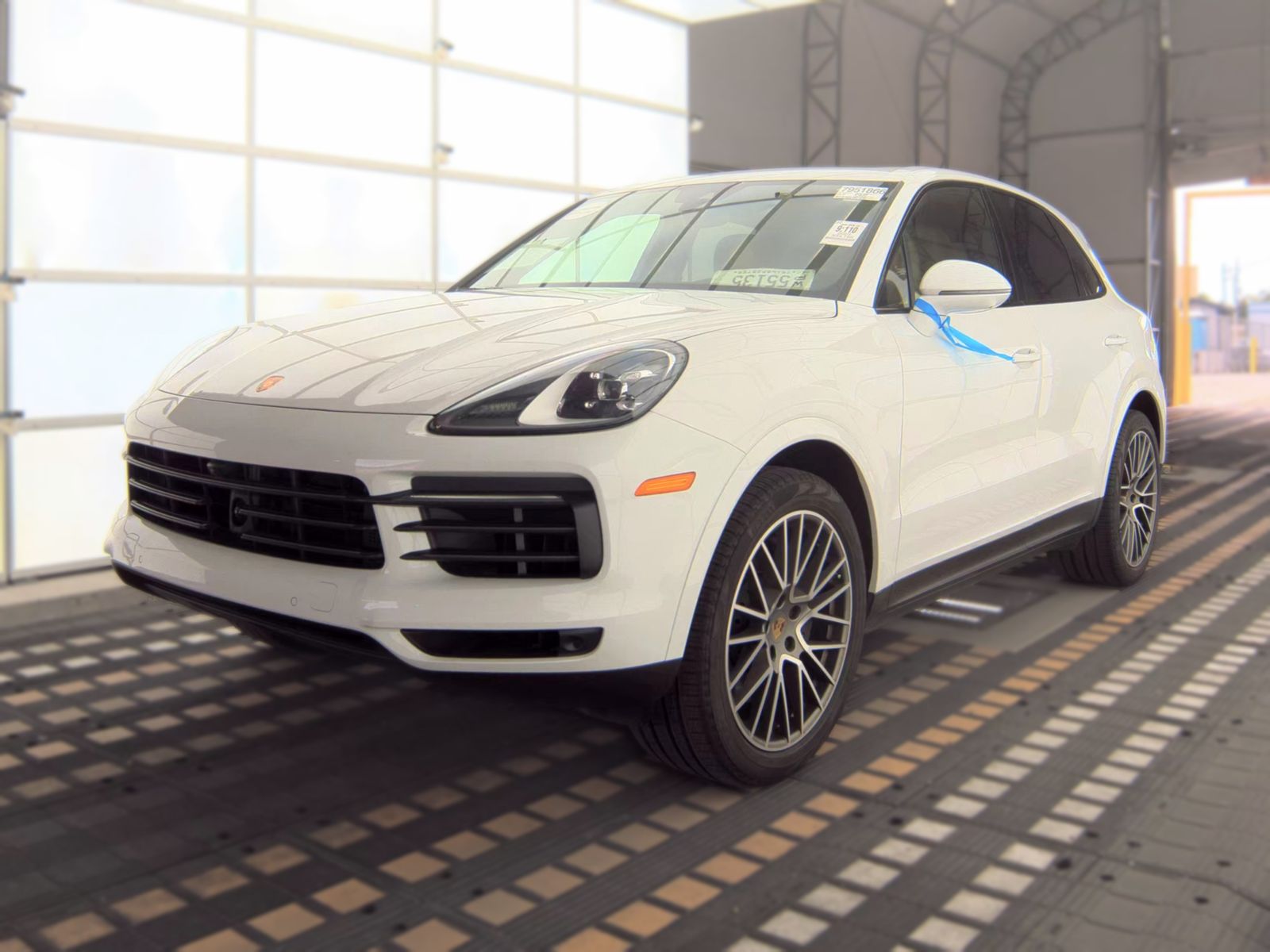 PORSCHE CAYENNE - 1