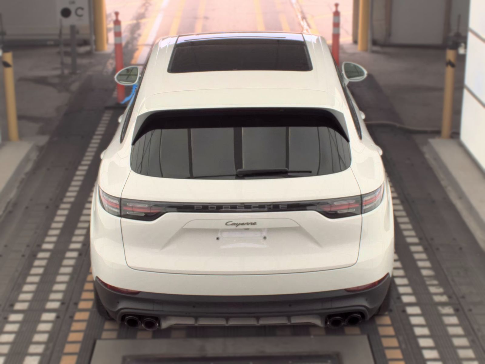 PORSCHE CAYENNE - 7