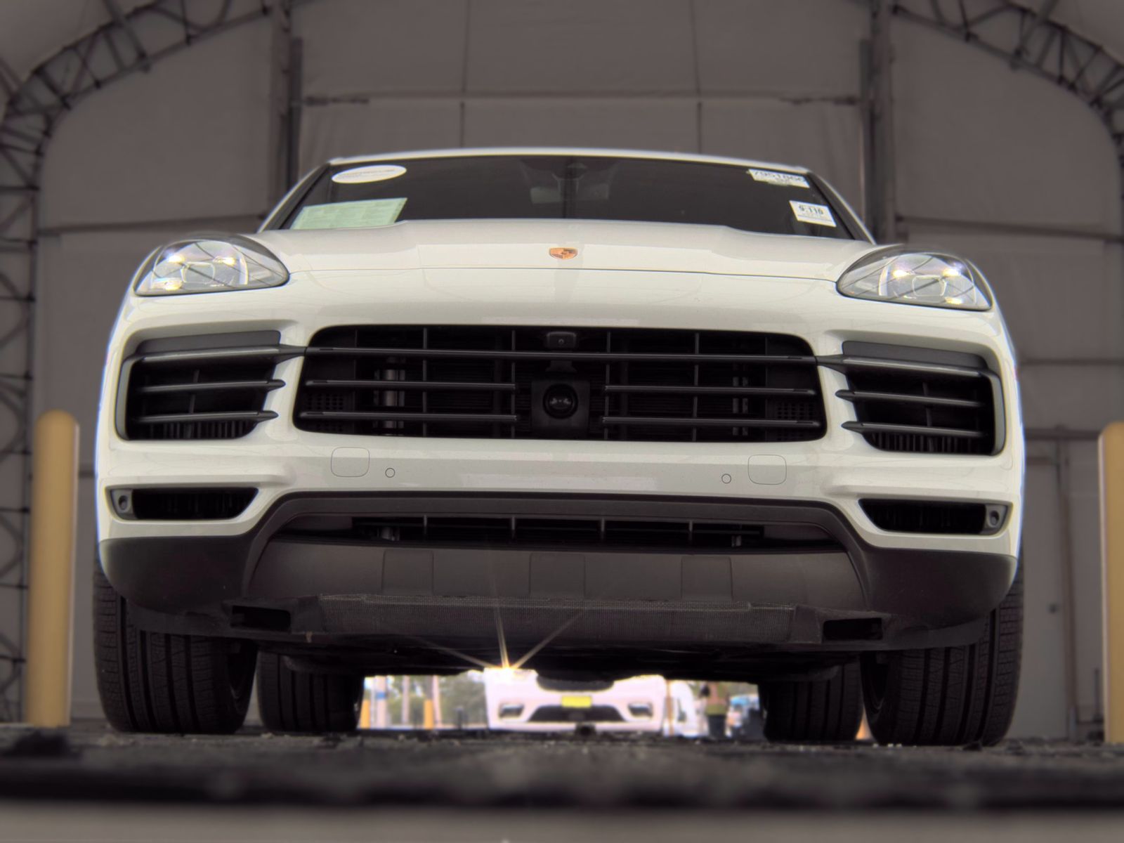 PORSCHE CAYENNE - 4