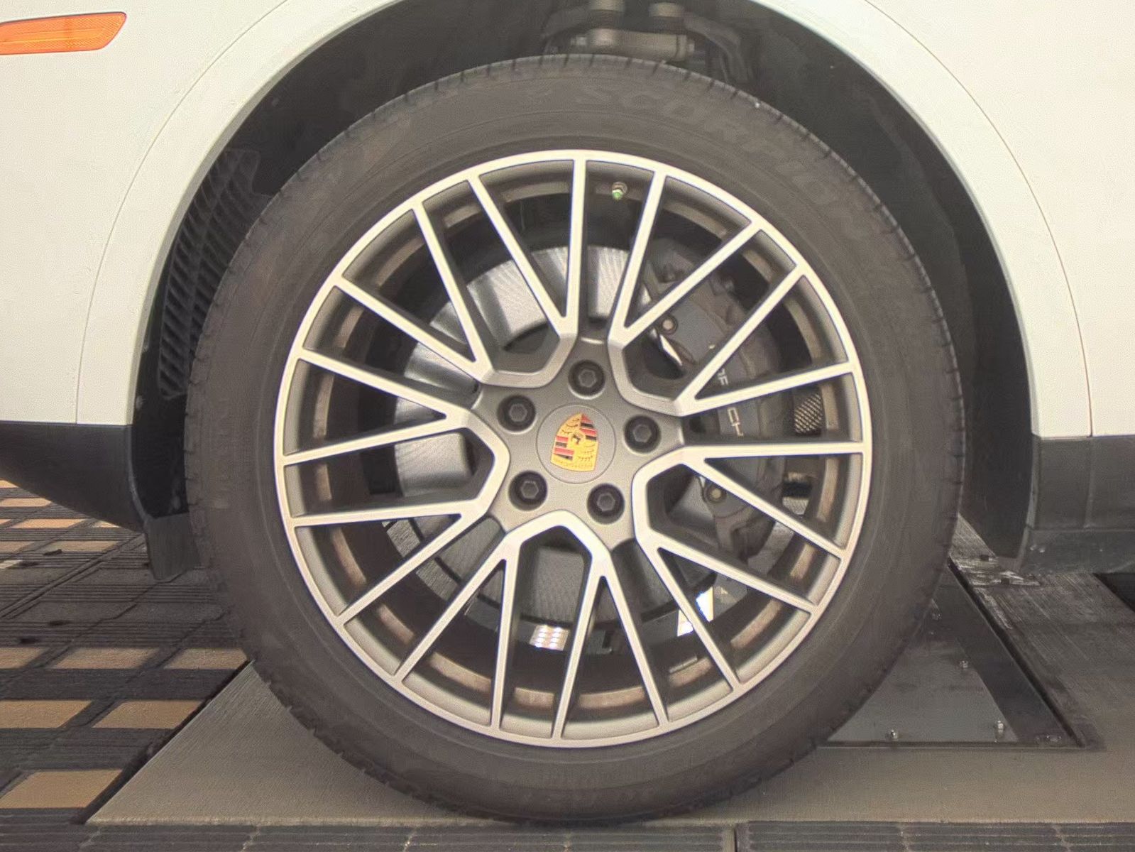 PORSCHE CAYENNE - 10