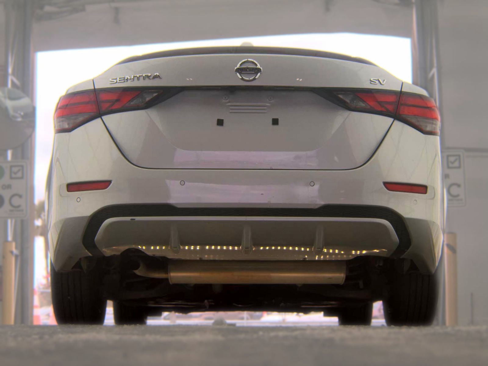 NISSAN SENTRA - 8