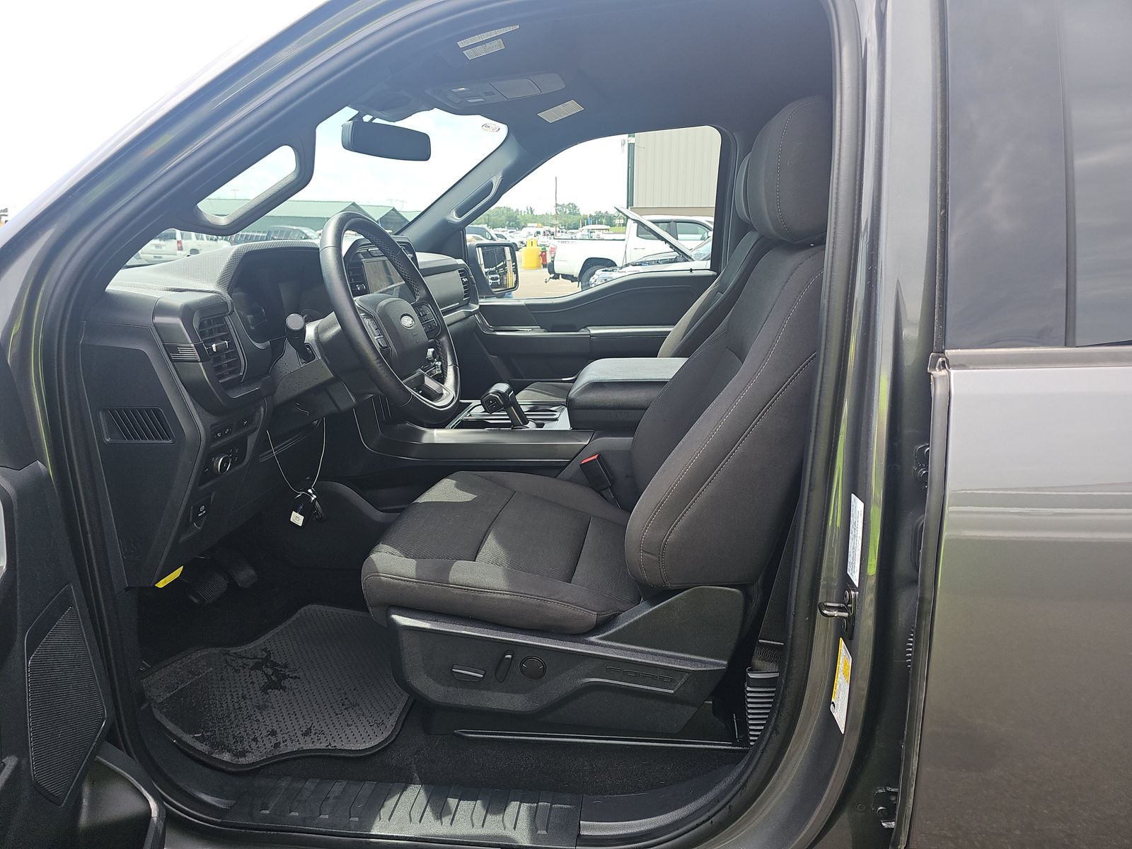 2024 Ford F-150 XLT AWD