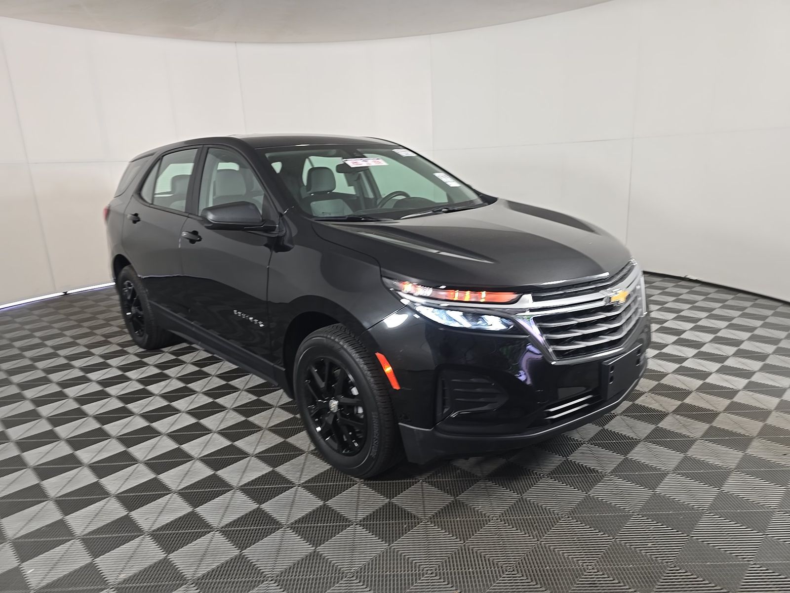 2022 Chevrolet Equinox LS AWD
