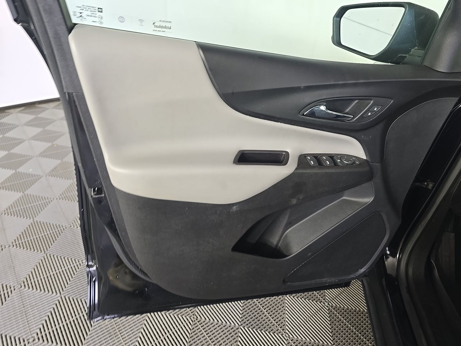 2022 Chevrolet Equinox LS AWD