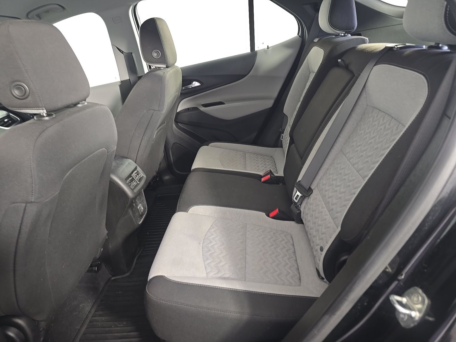 2022 Chevrolet Equinox LS AWD