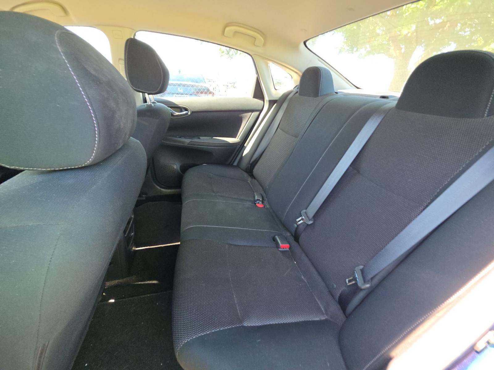 NISSAN SENTRA - 8