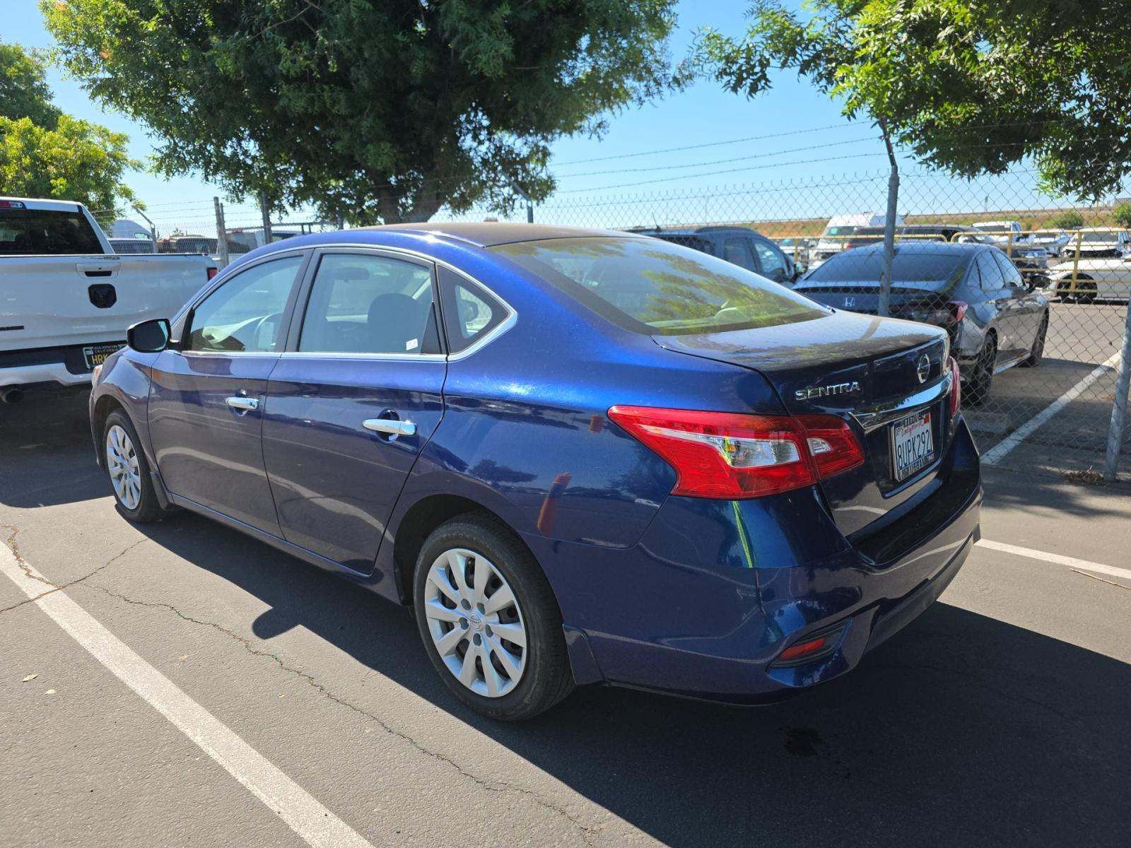 NISSAN SENTRA - 4