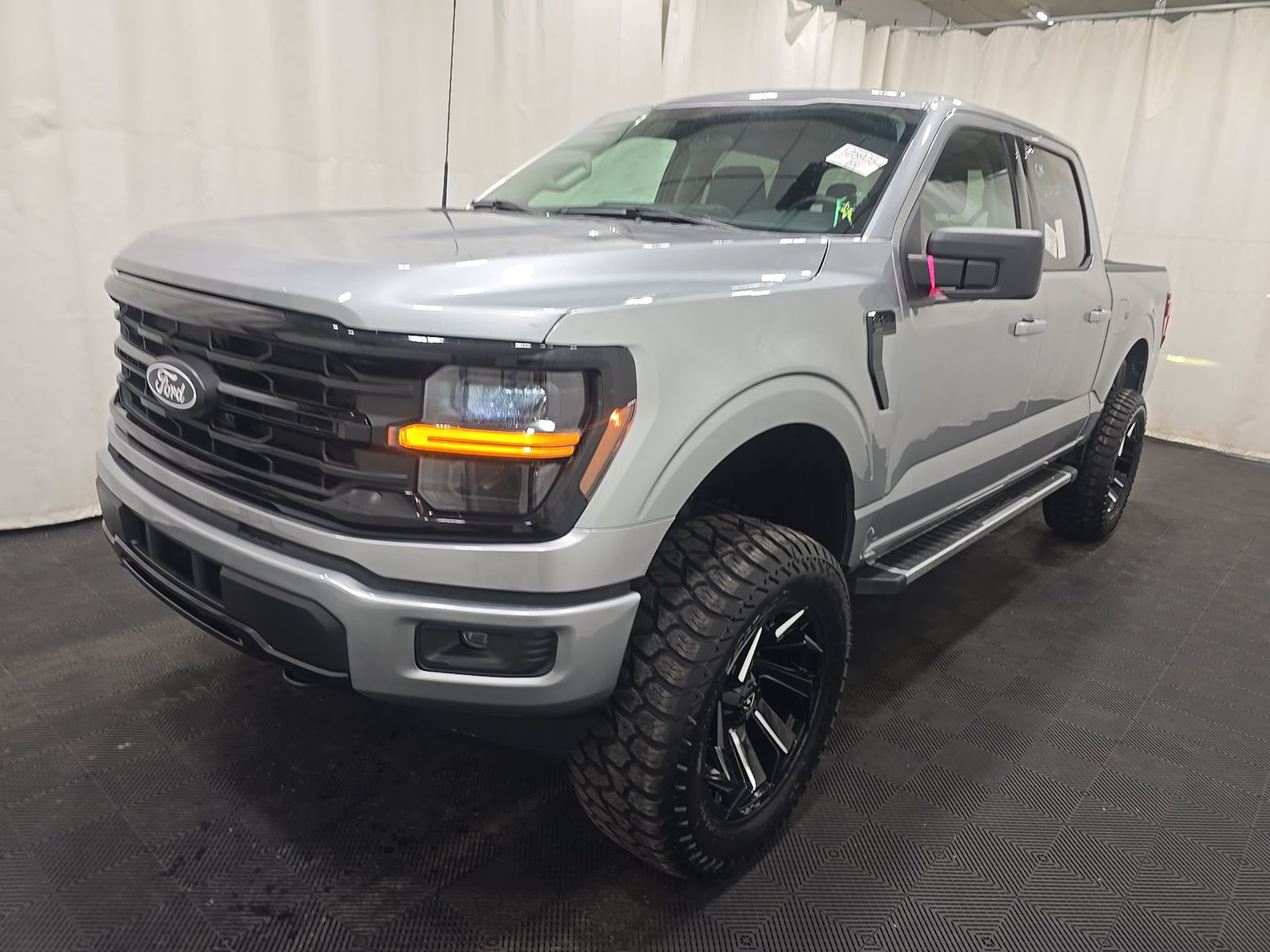2025 Ford F-150 XLT AWD