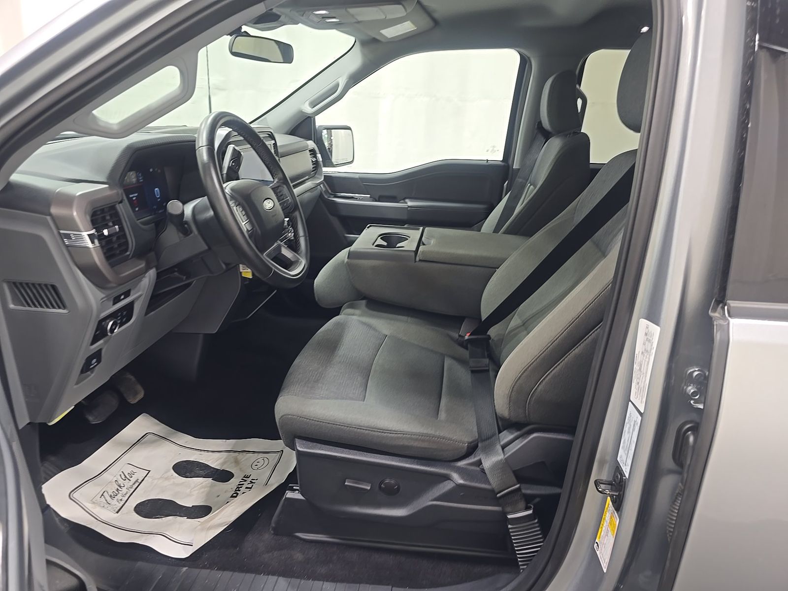 2025 Ford F-150 XLT AWD