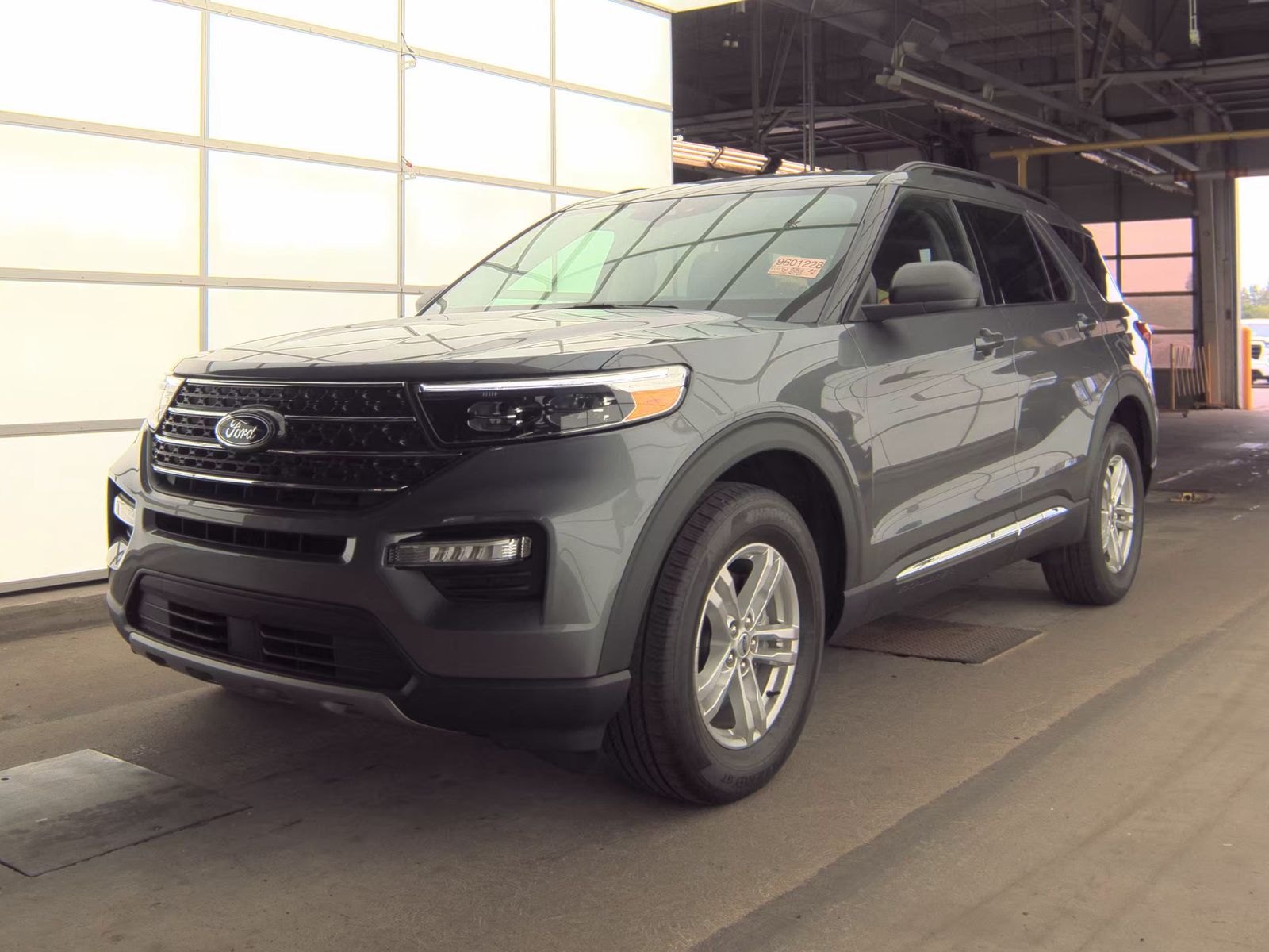 2024 Ford Explorer XLT AWD