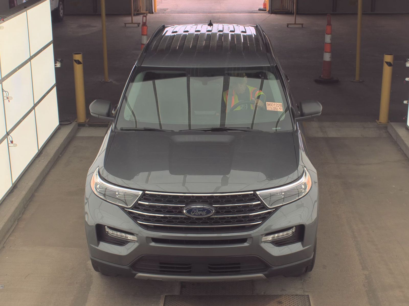 2024 Ford Explorer XLT AWD