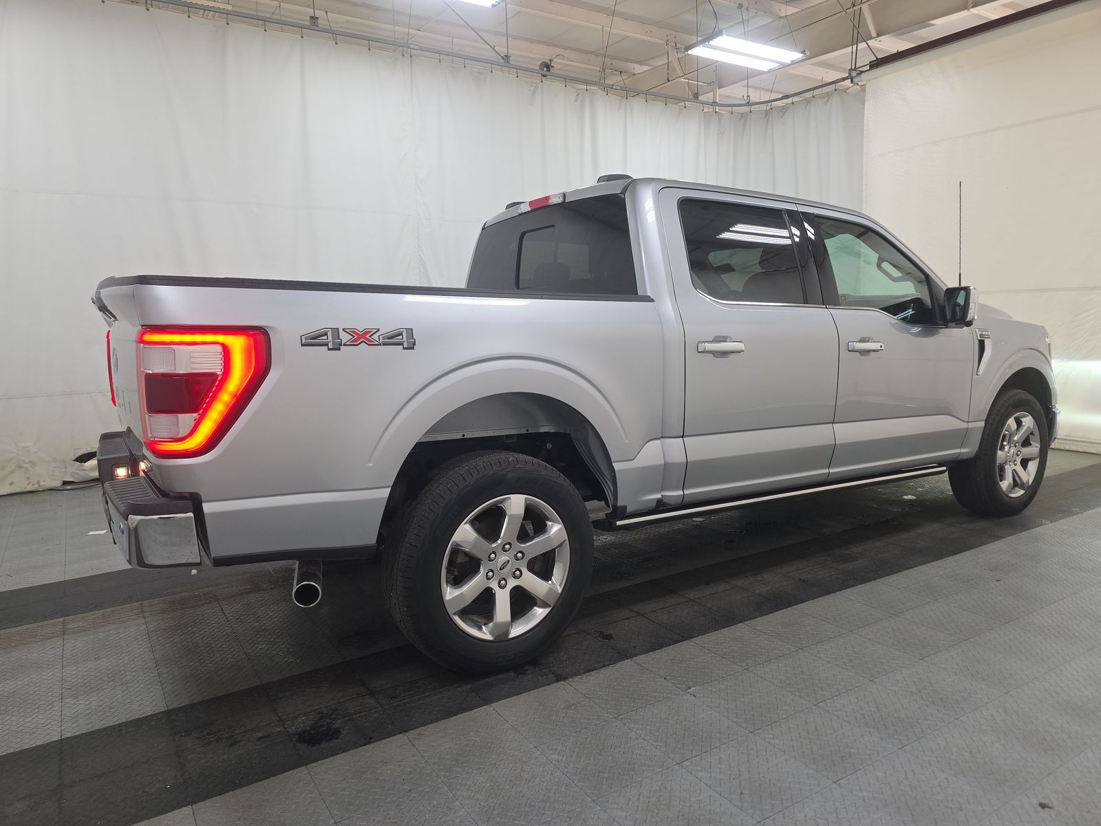 2023 Ford F-150 Lariat AWD