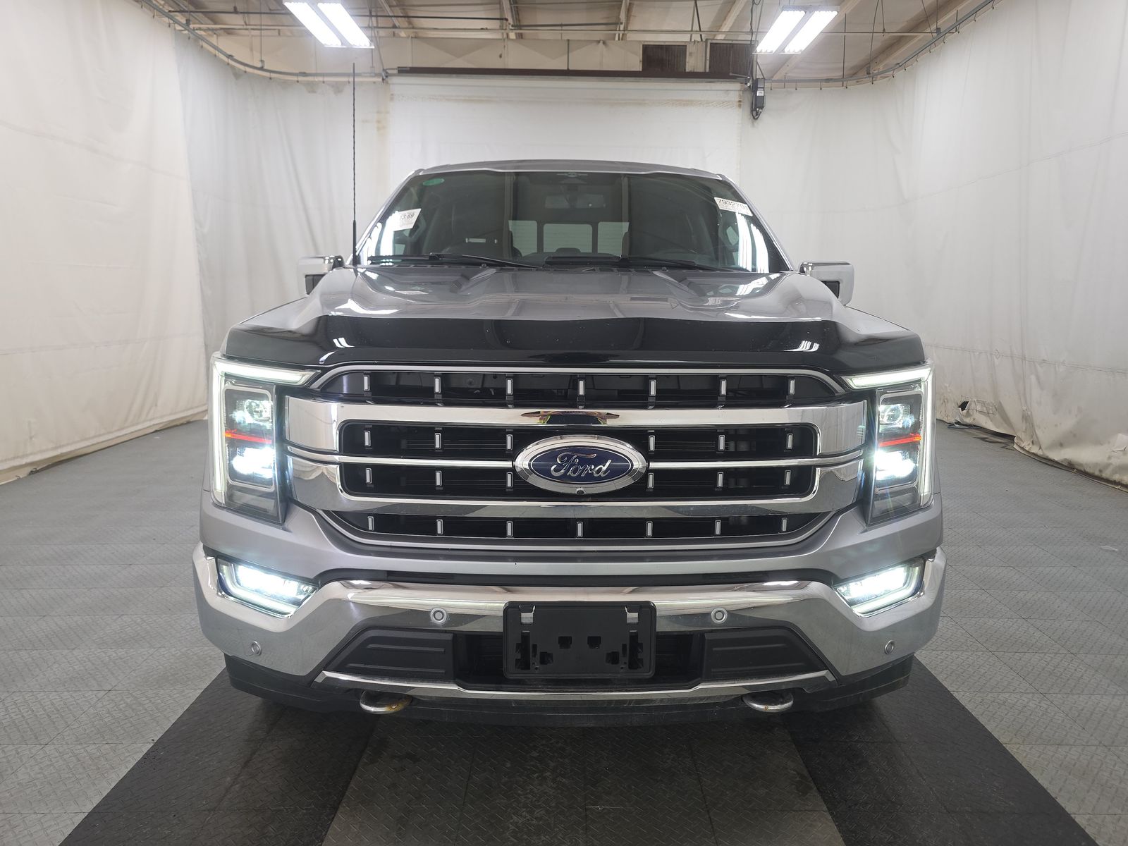 2023 Ford F-150 Lariat AWD