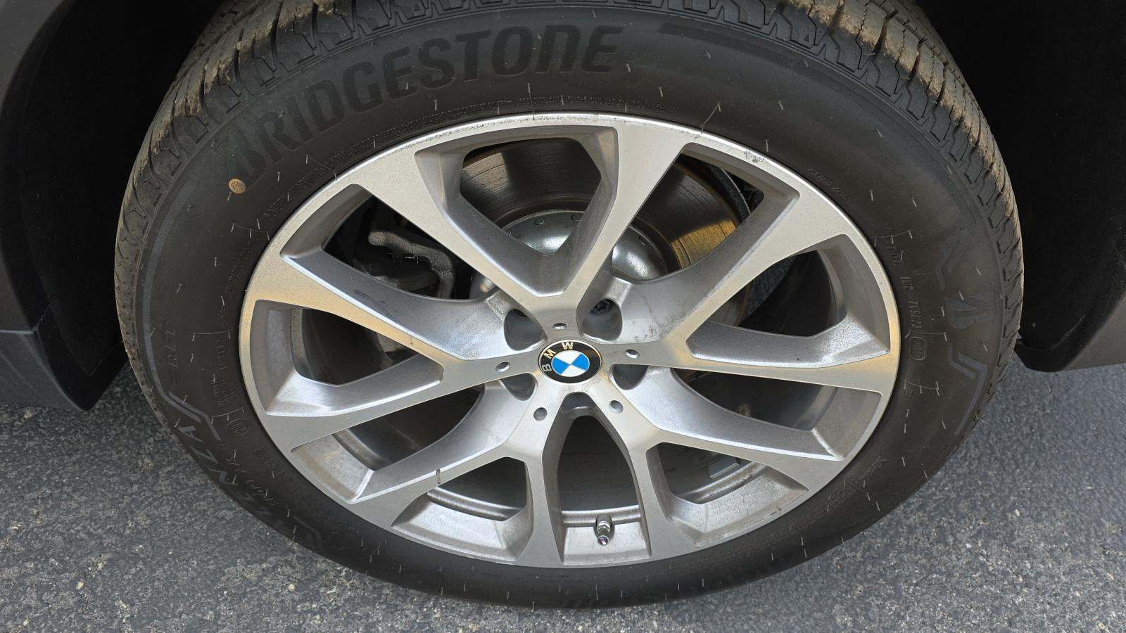2022 BMW X5 xDrive40i AWD