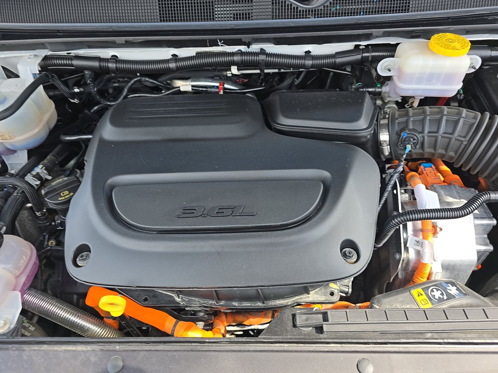 2024 Chrysler Pacifica Hybrid Select S Appearance FWD