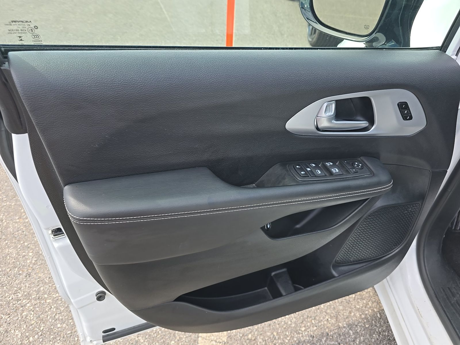 2024 Chrysler Pacifica Hybrid Select S Appearance FWD