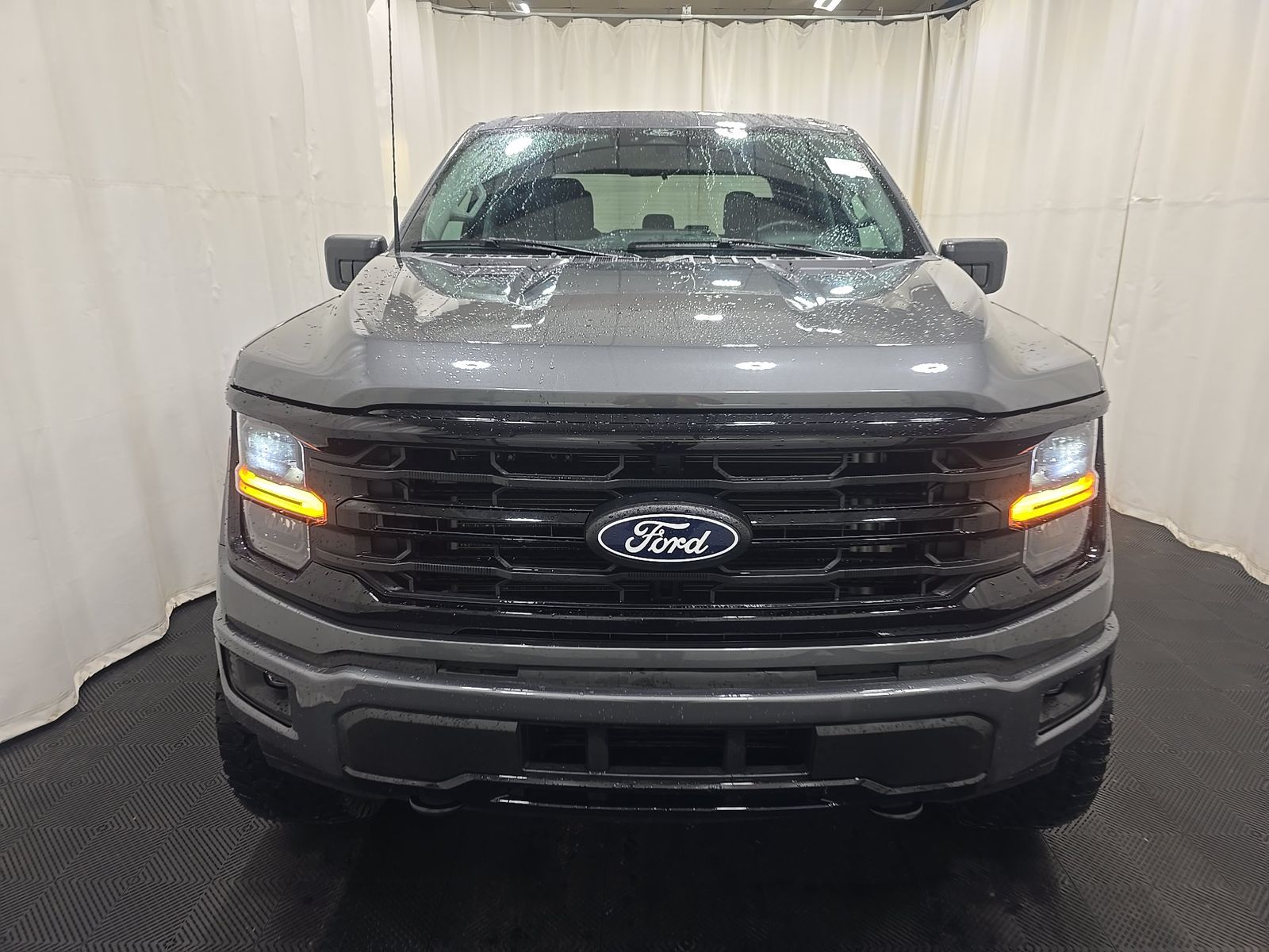 2025 Ford F-150 XLT AWD