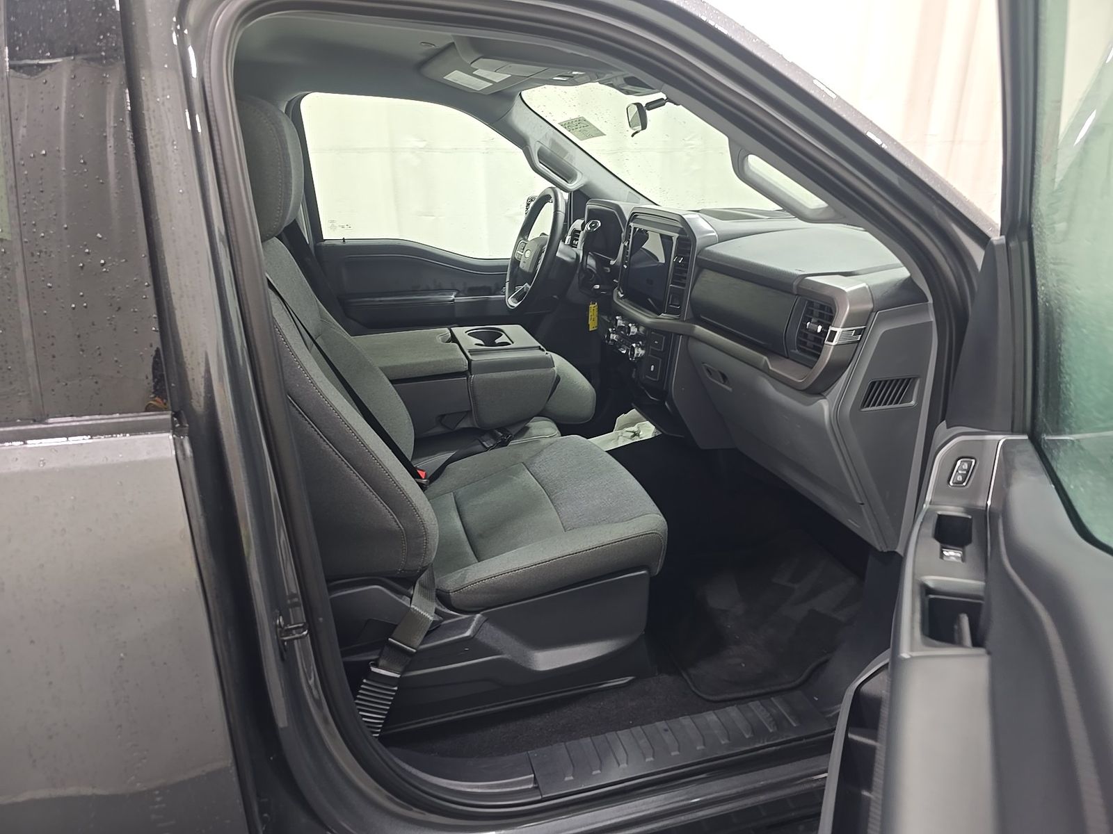 2025 Ford F-150 XLT AWD
