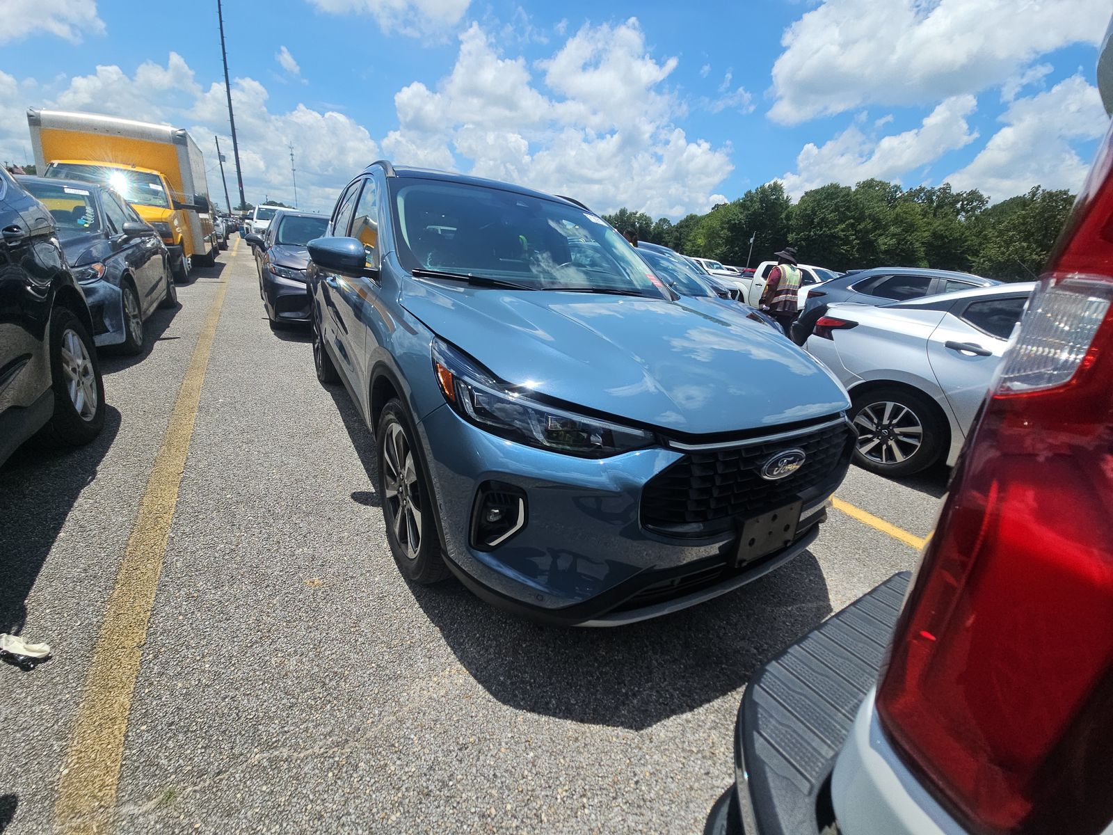 FORD ESCAPE - 3