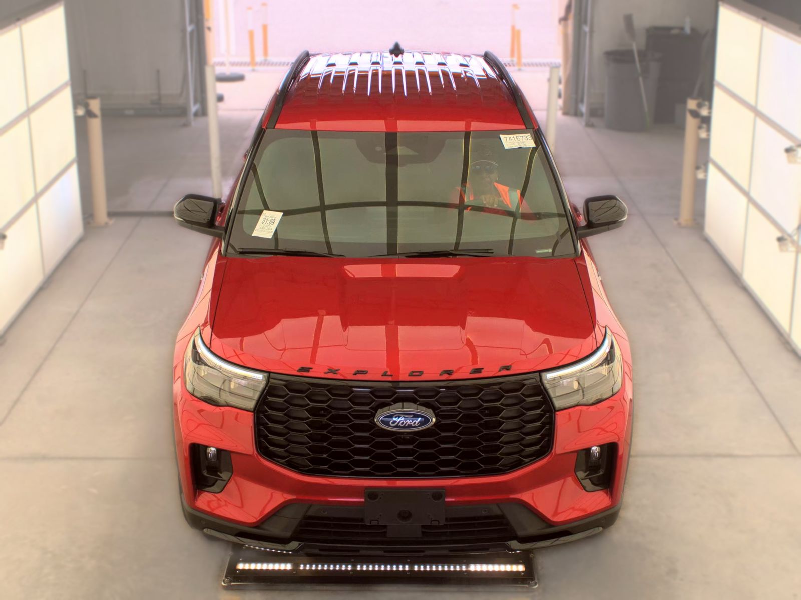 FORD EXPLORER - 3
