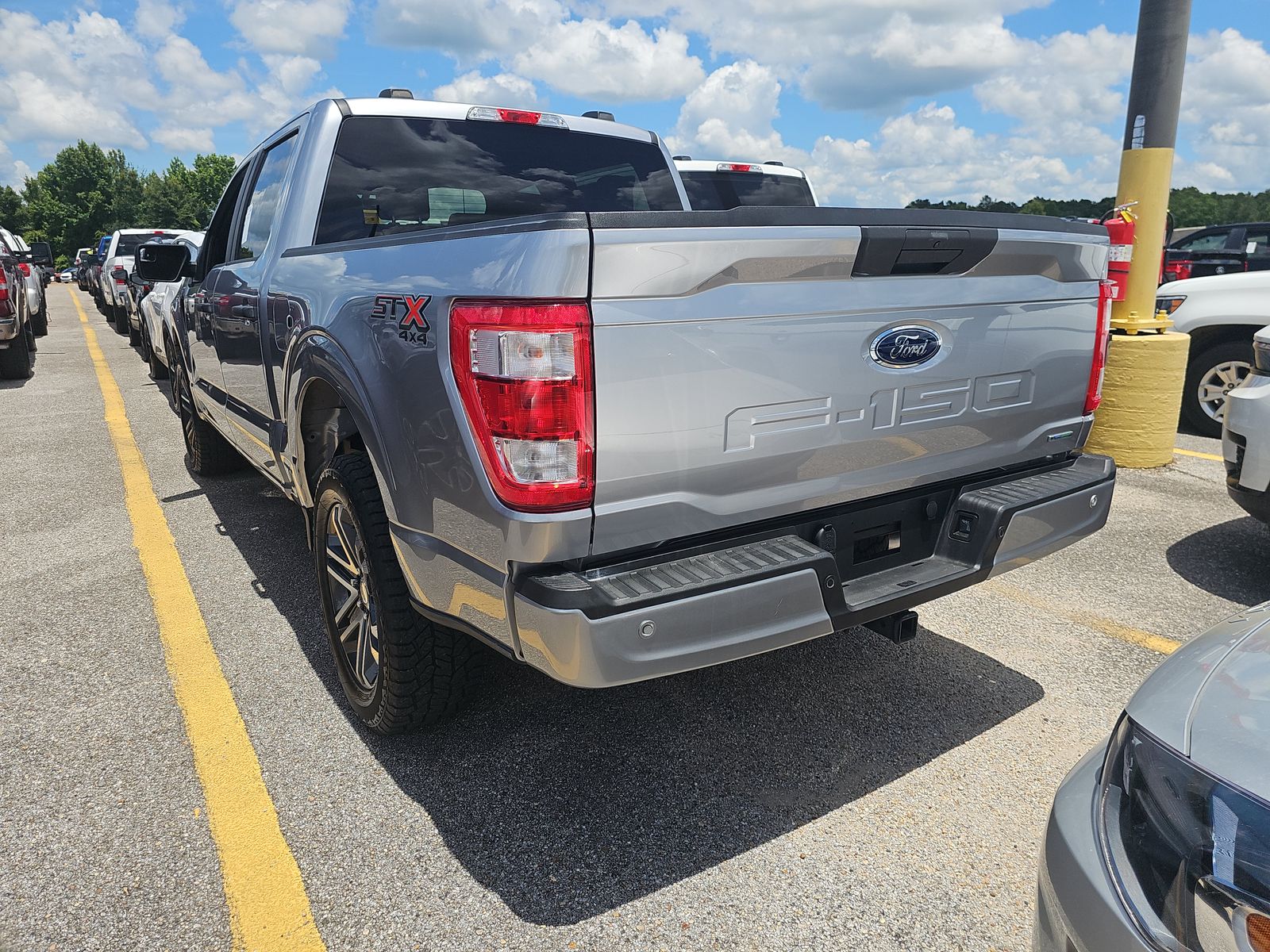 2021 Ford F-150 XL AWD