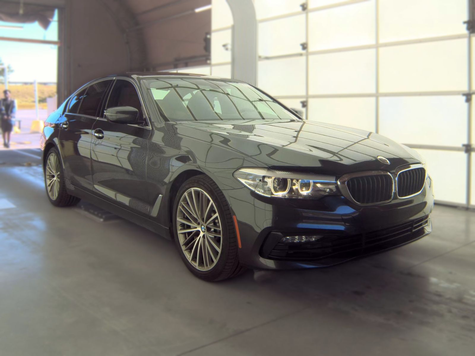 2017 BMW 5 Series 530i RWD