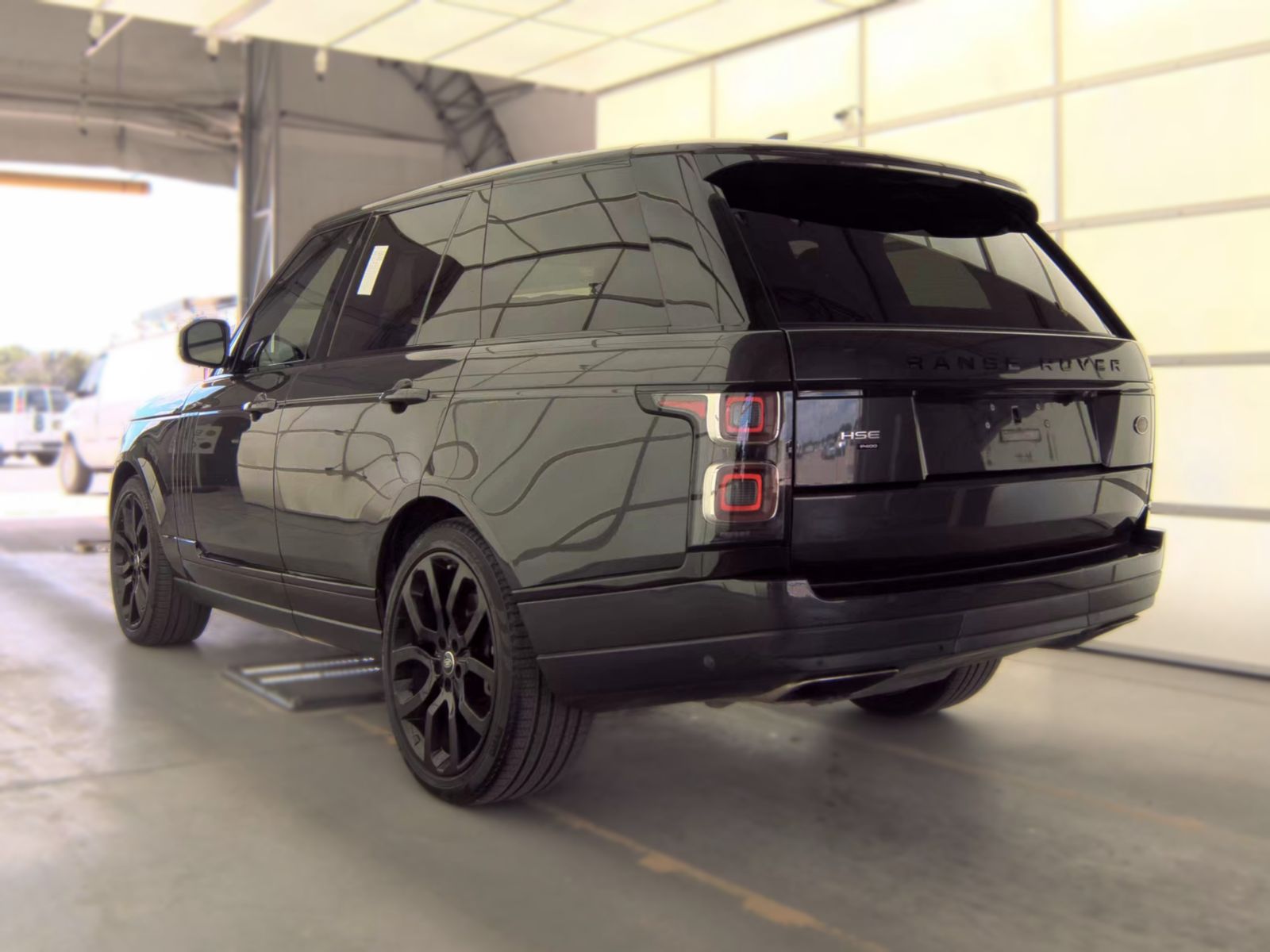 LAND ROVER RANGE ROVER - 9