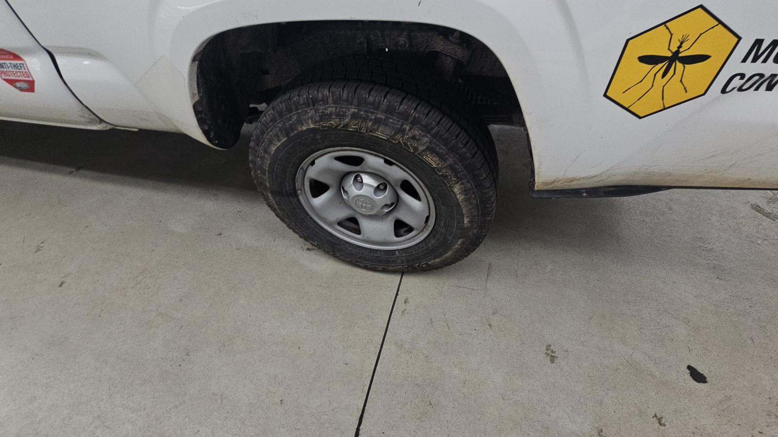 2022 Toyota Tacoma SR RWD