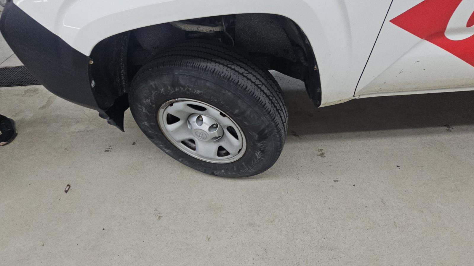 2022 Toyota Tacoma SR RWD