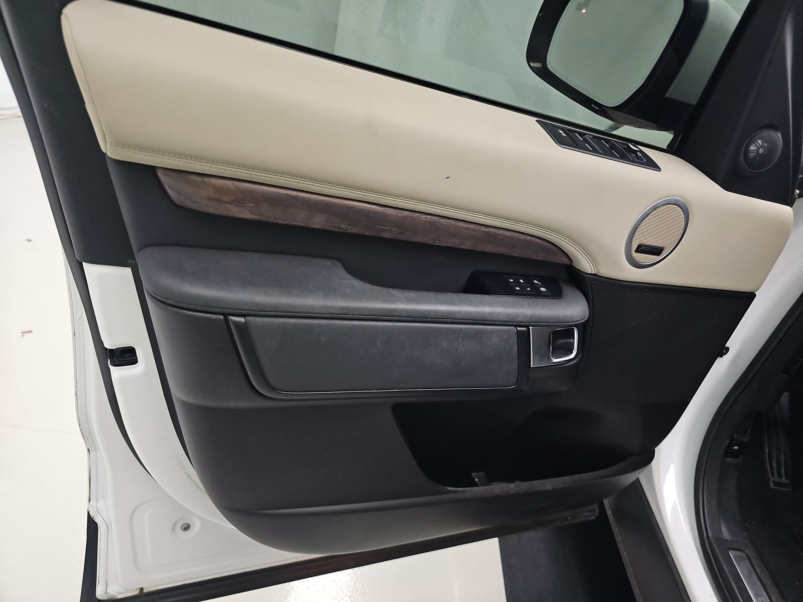 2018 Land Rover Discovery HSE AWD