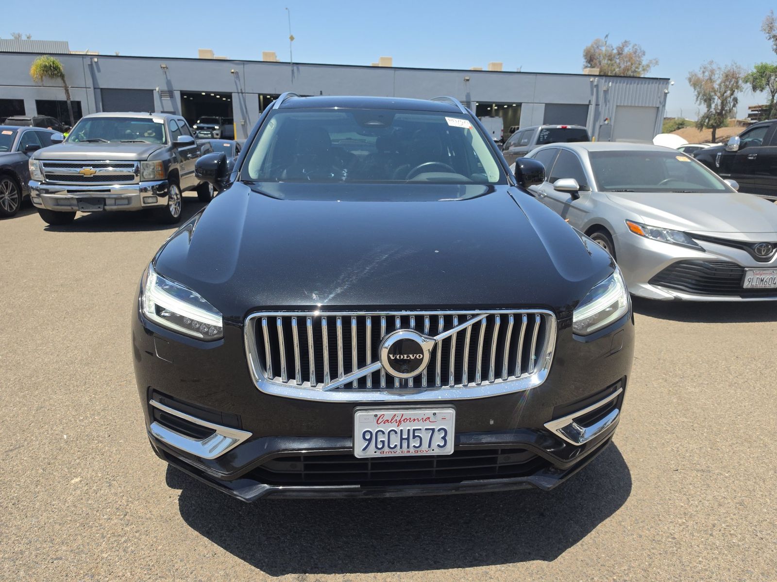 2023 Volvo XC90 B6 Plus AWD