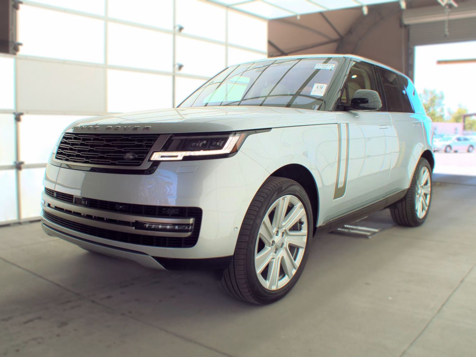 2023 Land Rover Range Rover SE AWD