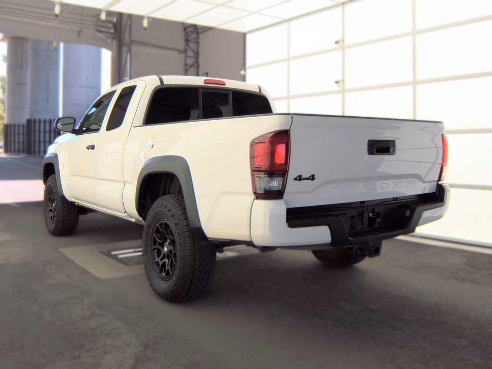 2021 Toyota Tacoma SR AWD