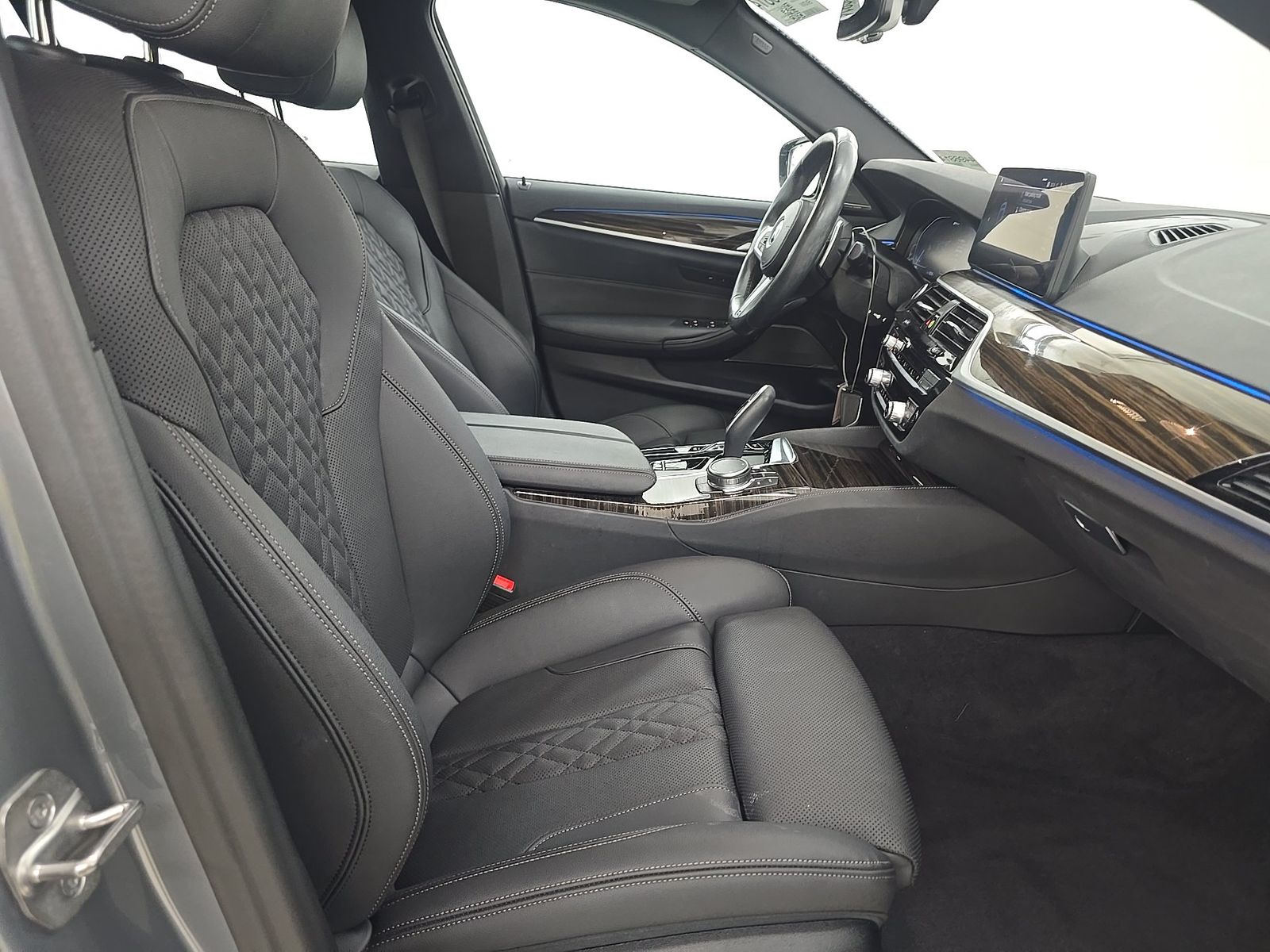 2023 BMW 5 Series 530e RWD
