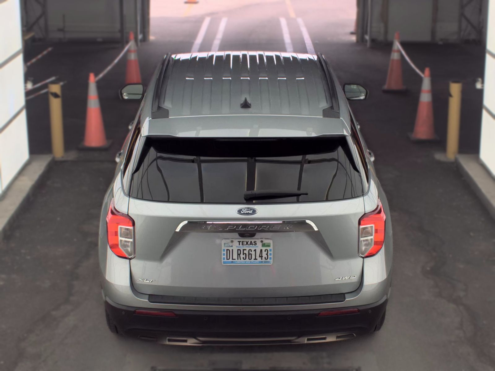 FORD EXPLORER - 7