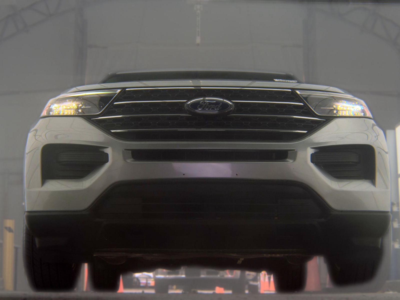 FORD EXPLORER - 4