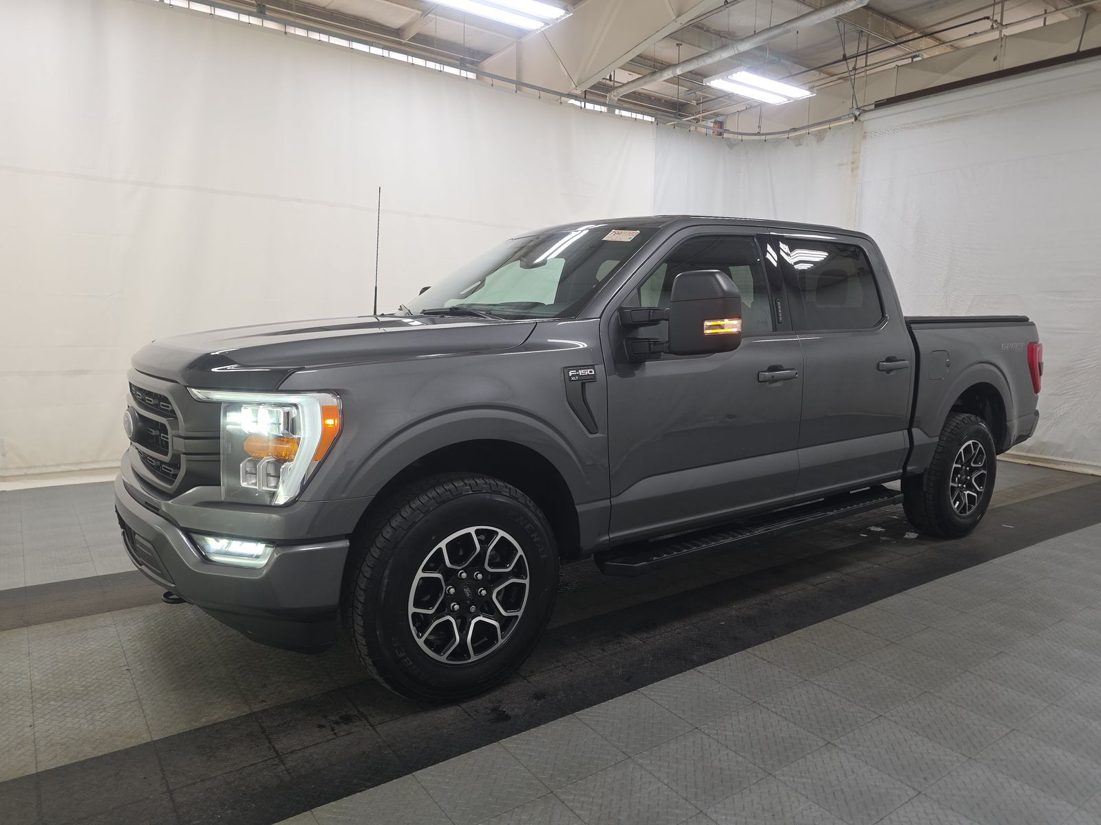2023 Ford F-150 XLT AWD